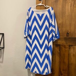 Everly chevron shift dress, size S
